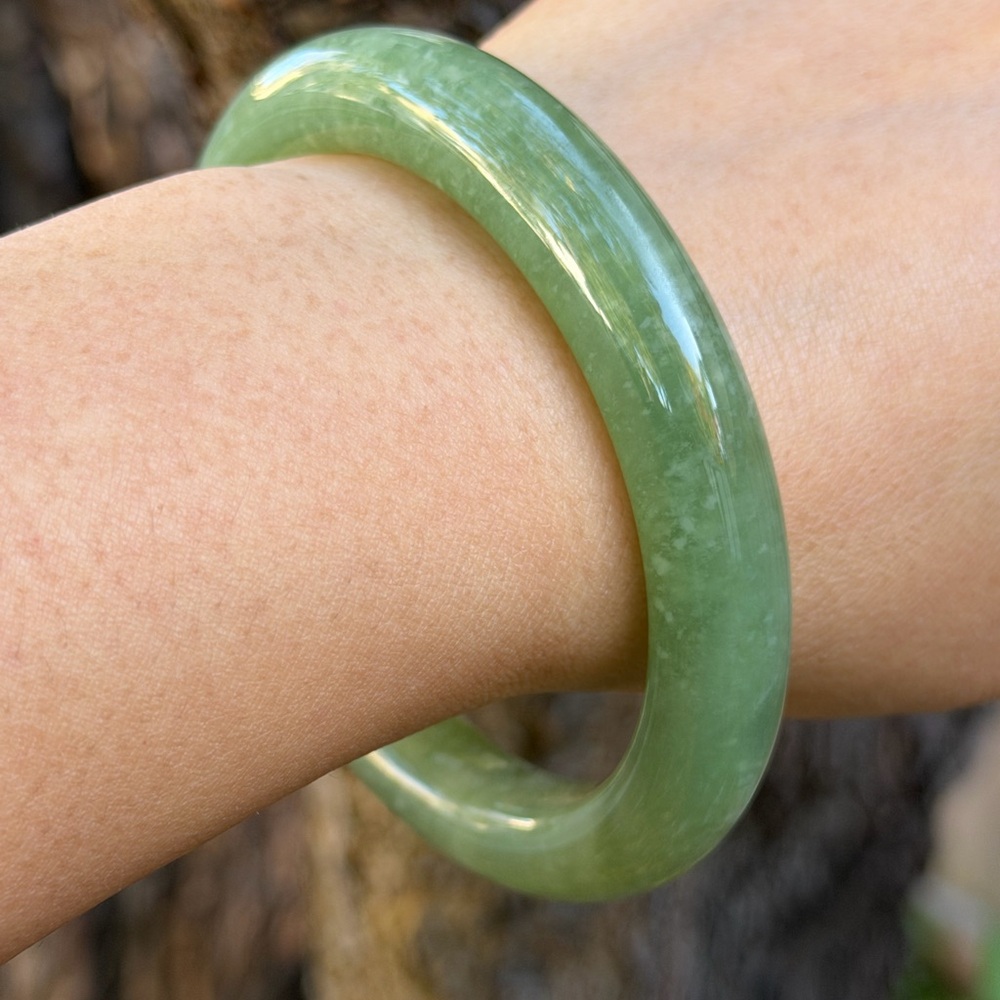 62mm inner diameter green xiuyu jade bangle 0771 - Picture 7 of 12